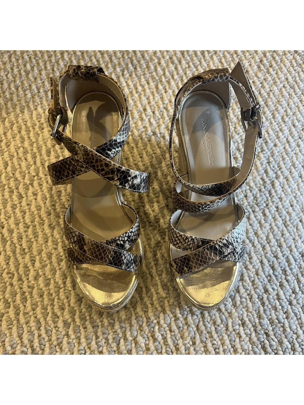 Banana Republic Women's Multi and Brown Sandal